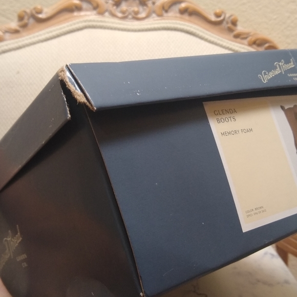 Universal Thread Glenda Hiking Boots Women’s Size 7 Brown Memory Foam - Picture 9 of 9